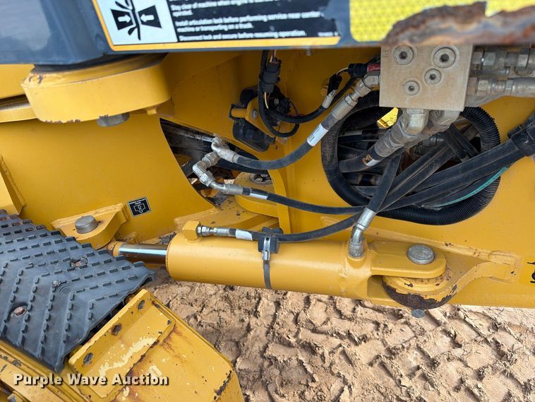 image for item EW7634 2016 John Deere 772GP motor grader