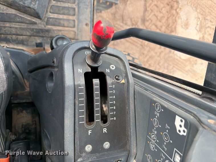 image for item EW7634 2016 John Deere 772GP motor grader