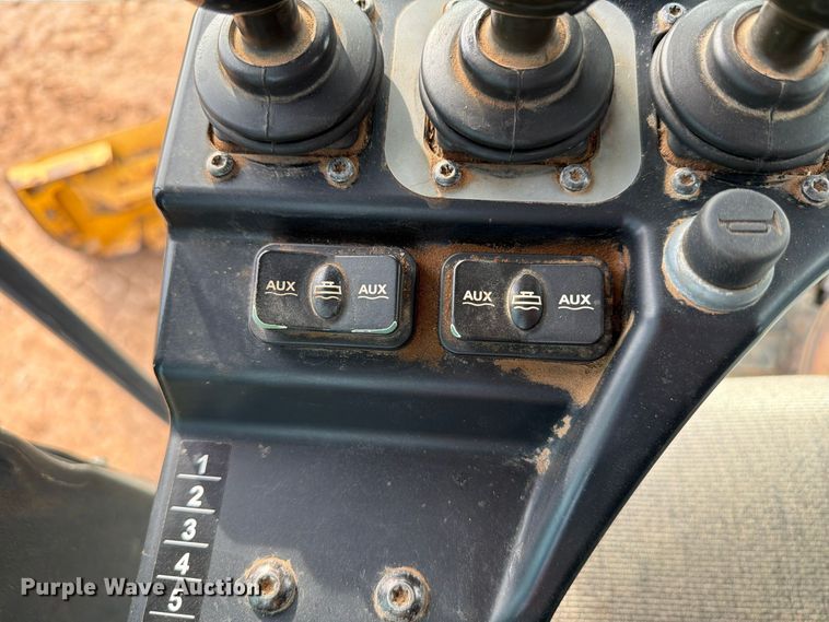 image for item EW7634 2016 John Deere 772GP motor grader