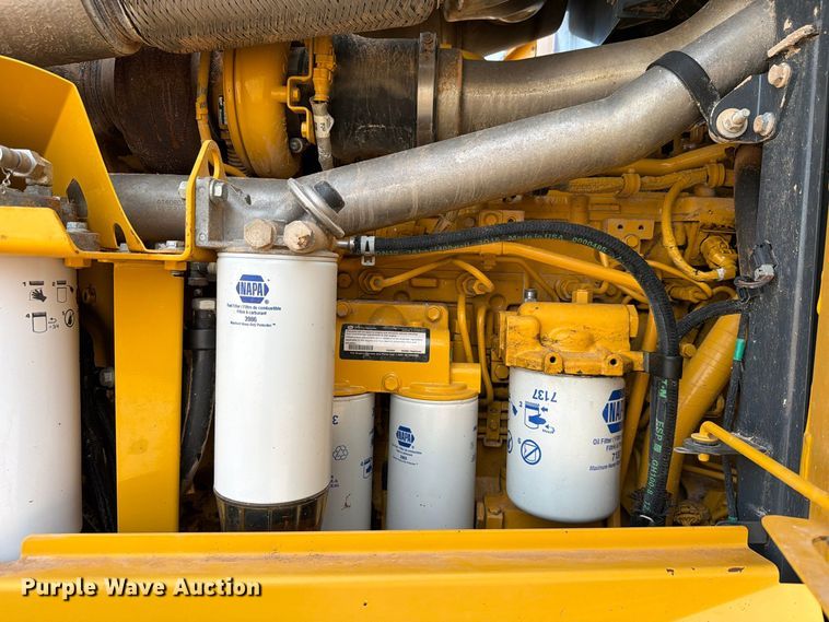 image for item EW7634 2016 John Deere 772GP motor grader