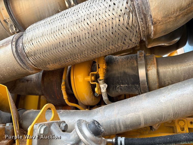 image for item EW7634 2016 John Deere 772GP motor grader
