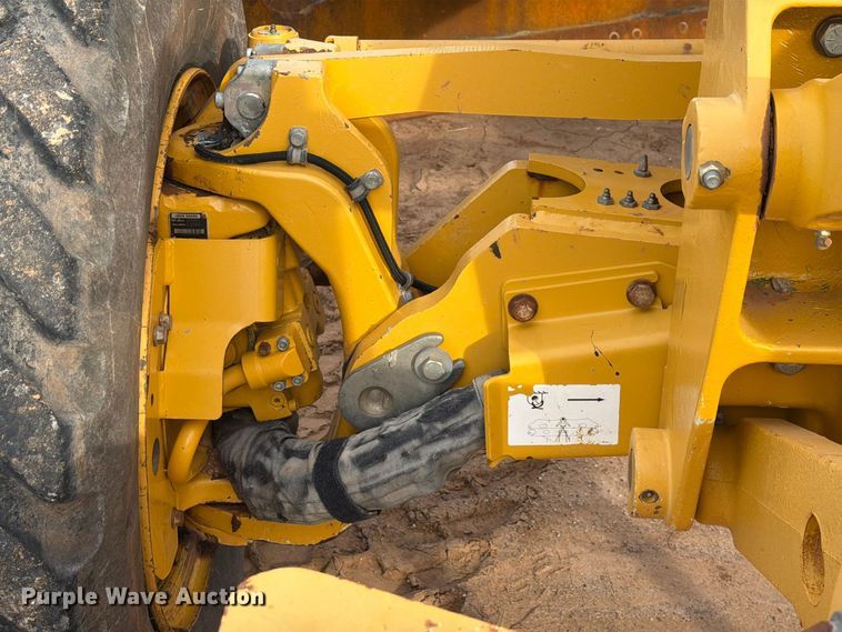 image for item EW7634 2016 John Deere 772GP motor grader