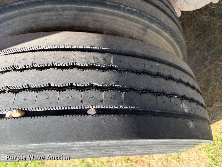 image for item FC0076 1990 Halliburton tank trailer