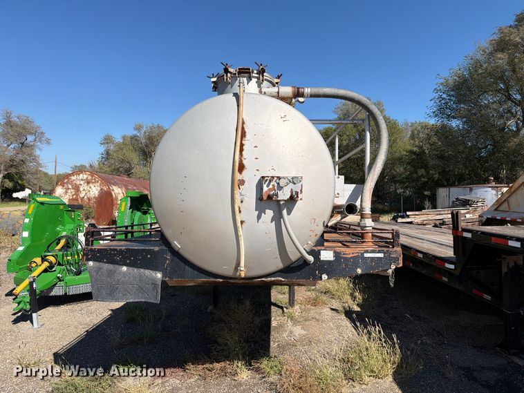 image for item FC0077 2005 Shop Built tank trailer