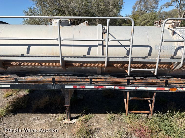 image for item FC0077 2005 Shop Built tank trailer
