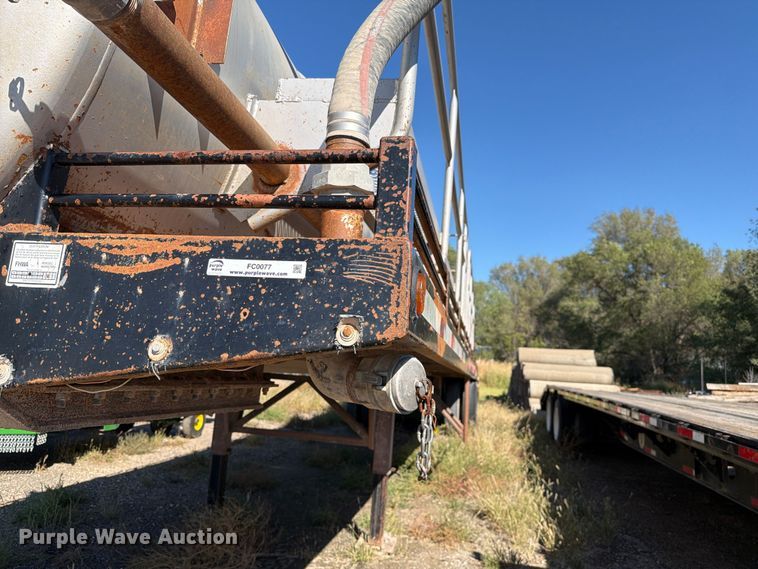 image for item FC0077 2005 Shop Built tank trailer