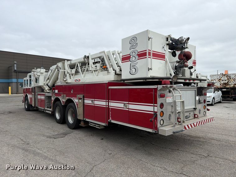 image for item FK2215 2005 Pierce Manufacturing Dash ladder fire truck