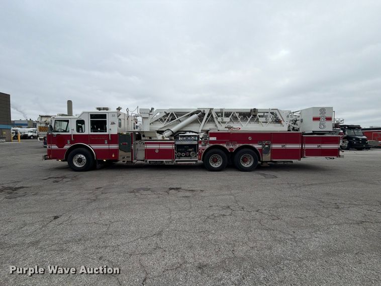 image for item FK2215 2005 Pierce Manufacturing Dash ladder fire truck