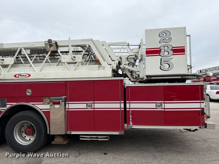 image for item FK2215 2005 Pierce Manufacturing Dash ladder fire truck