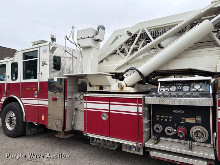 image for item FK2215 2005 Pierce Manufacturing Dash ladder fire truck