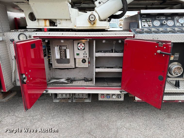 image for item FK2215 2005 Pierce Manufacturing Dash ladder fire truck