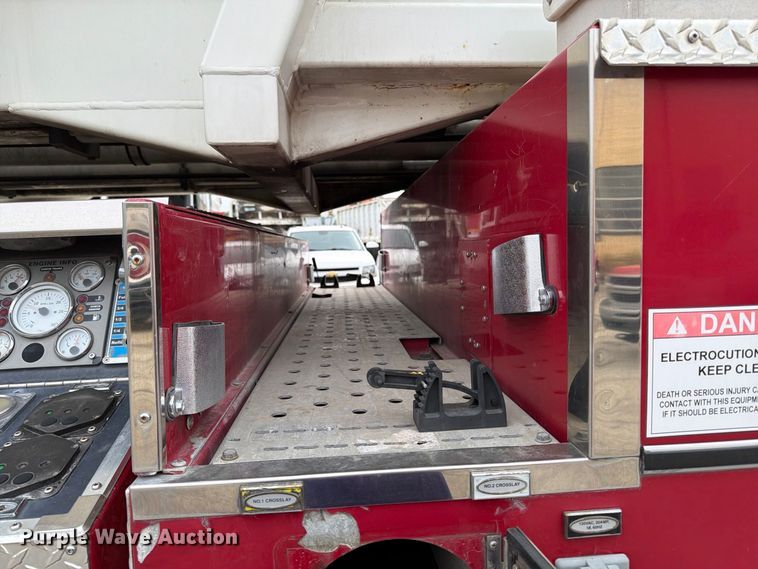 image for item FK2215 2005 Pierce Manufacturing Dash ladder fire truck