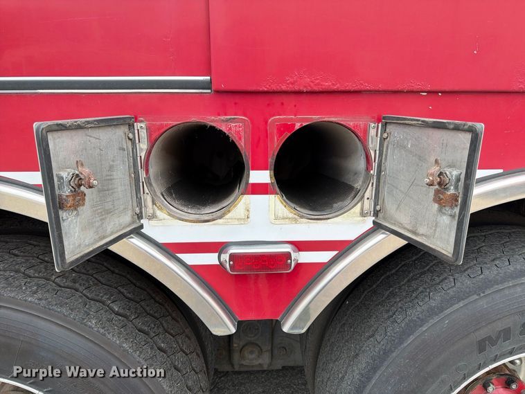 image for item FK2215 2005 Pierce Manufacturing Dash ladder fire truck