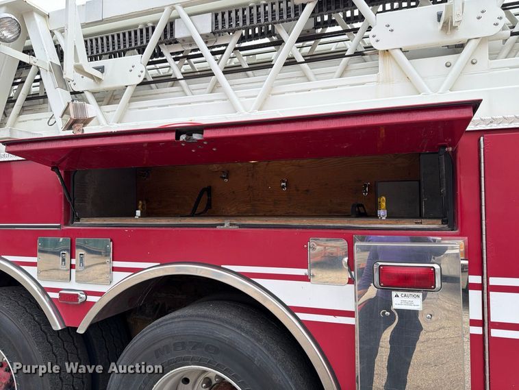image for item FK2215 2005 Pierce Manufacturing Dash ladder fire truck