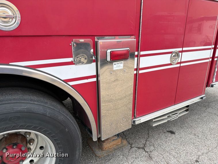 image for item FK2215 2005 Pierce Manufacturing Dash ladder fire truck