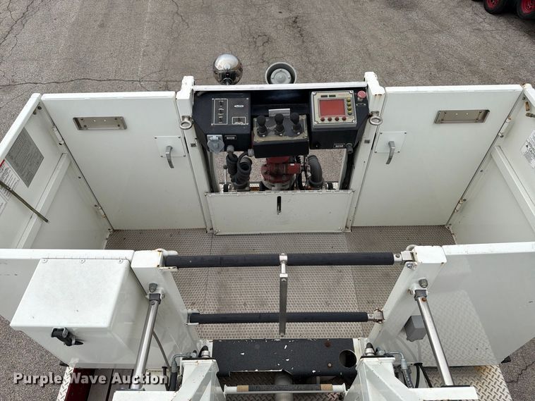 image for item FK2215 2005 Pierce Manufacturing Dash ladder fire truck