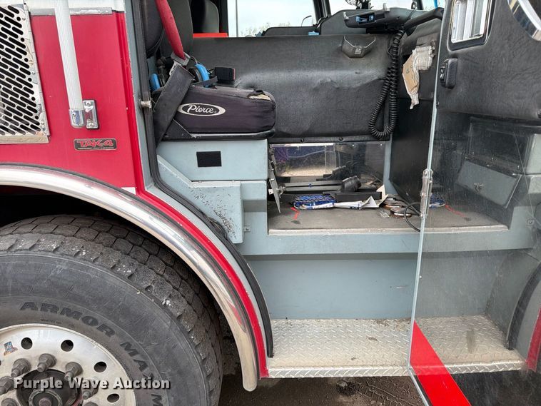image for item FK2215 2005 Pierce Manufacturing Dash ladder fire truck