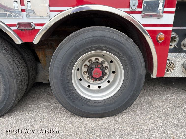image for item FK2215 2005 Pierce Manufacturing Dash ladder fire truck
