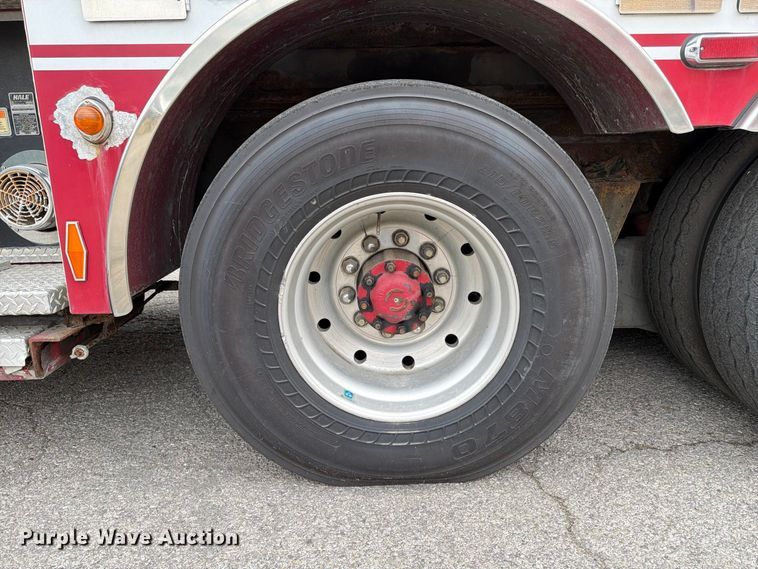 image for item FK2215 2005 Pierce Manufacturing Dash ladder fire truck