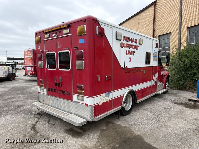 image for item FK2216 2003 International 4300 ambulance