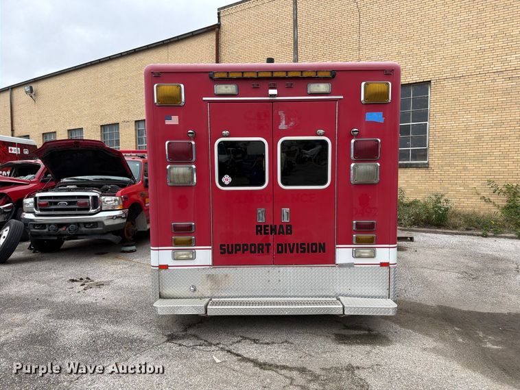 image for item FK2216 2003 International 4300 ambulance