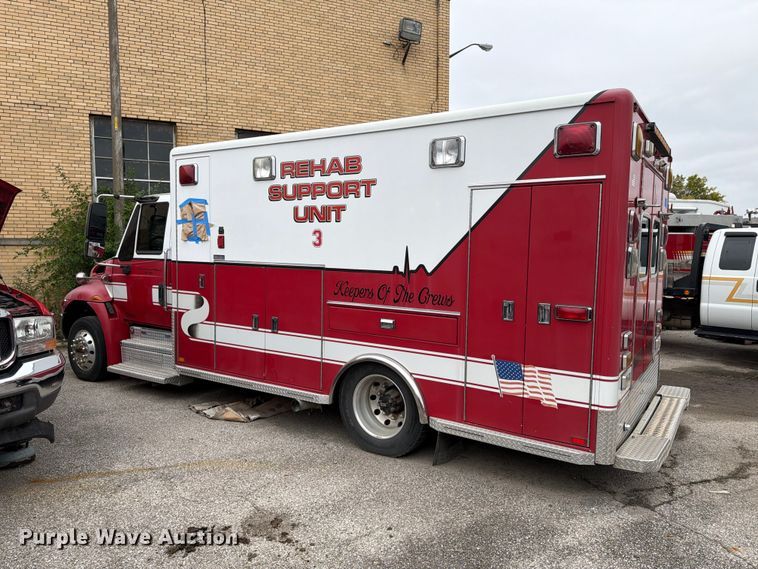 image for item FK2216 2003 International 4300 ambulance