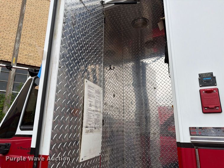 image for item FK2216 2003 International 4300 ambulance