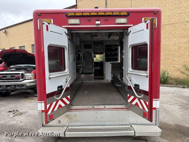image for item FK2216 2003 International 4300 ambulance