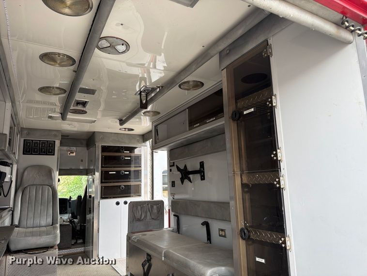image for item FK2216 2003 International 4300 ambulance