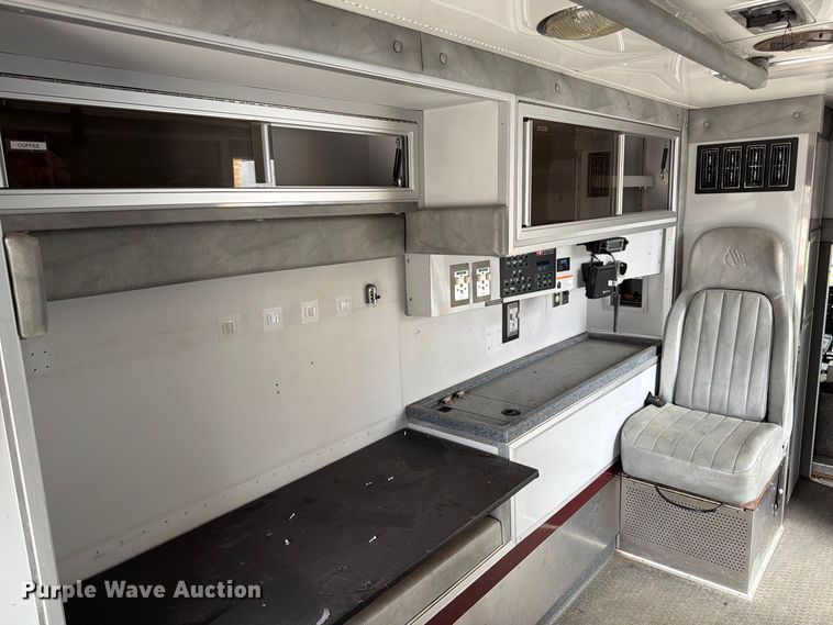 image for item FK2216 2003 International 4300 ambulance