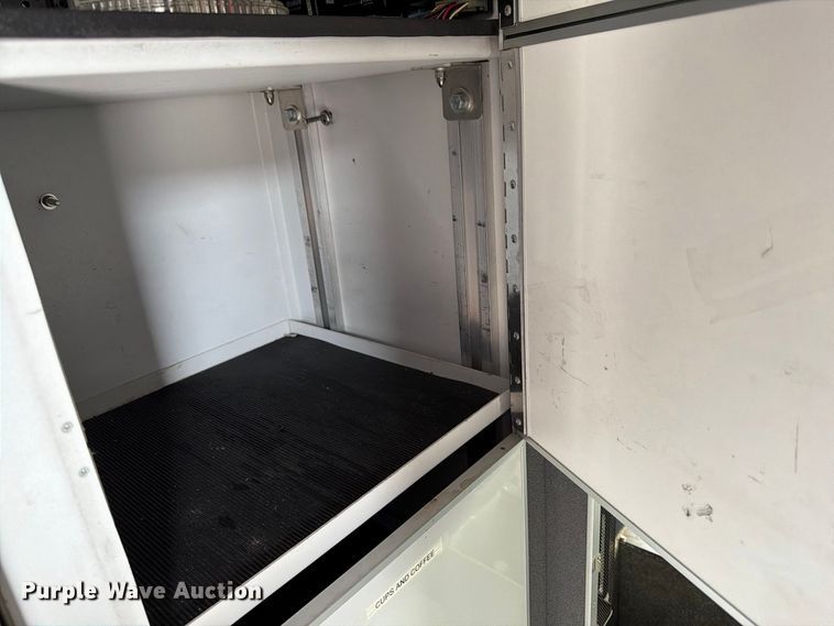 image for item FK2216 2003 International 4300 ambulance
