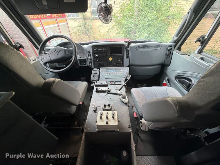 image for item FK2216 2003 International 4300 ambulance