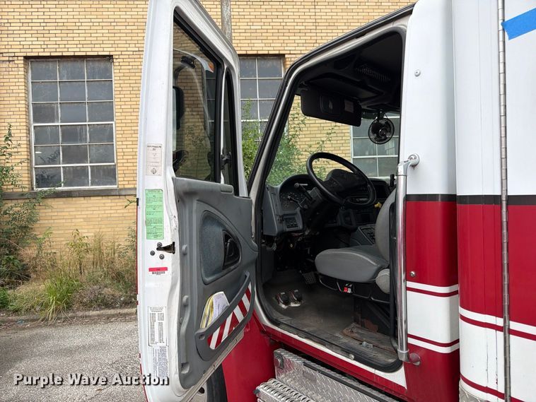 image for item FK2216 2003 International 4300 ambulance