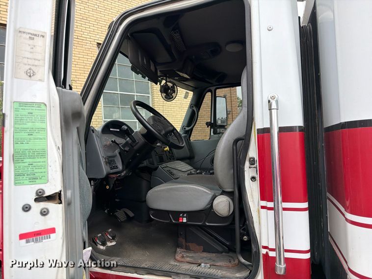 image for item FK2216 2003 International 4300 ambulance