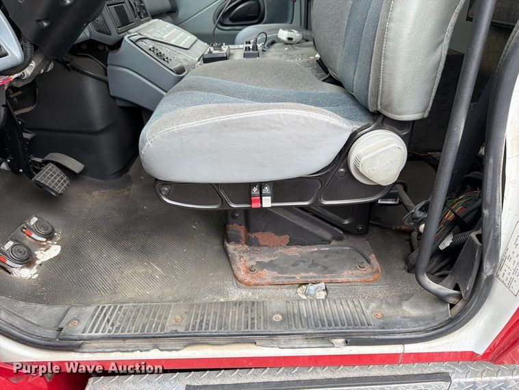 image for item FK2216 2003 International 4300 ambulance