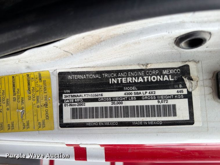 image for item FK2216 2003 International 4300 ambulance