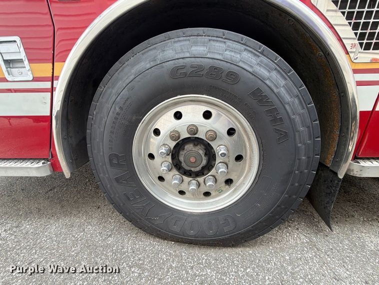image for item FK2217 2007 Seagrave pumper fire truck