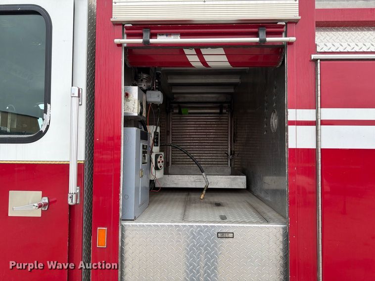 image for item FK2219 2003 E-one ladder fire truck