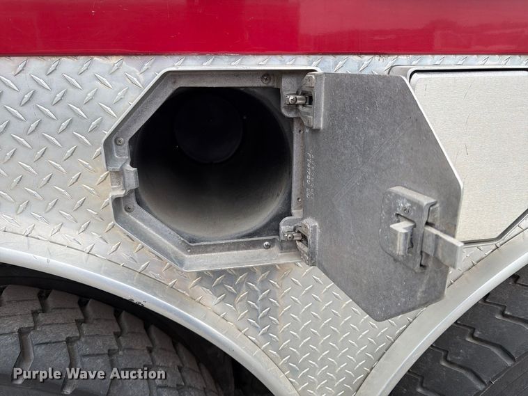 image for item FK2219 2003 E-one ladder fire truck