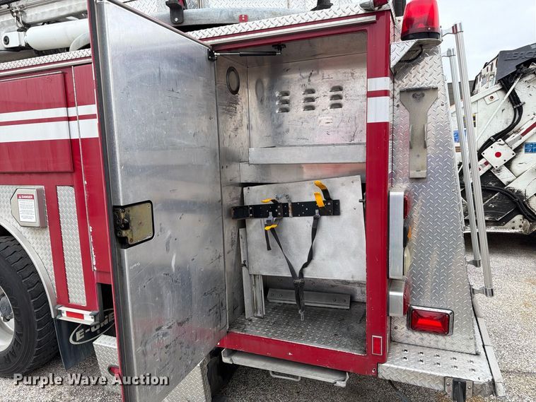 image for item FK2219 2003 E-one ladder fire truck