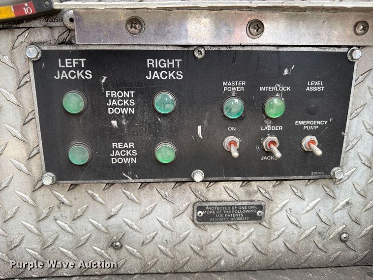 image for item FK2219 2003 E-one ladder fire truck