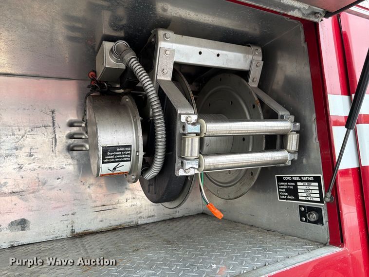 image for item FK2219 2003 E-one ladder fire truck