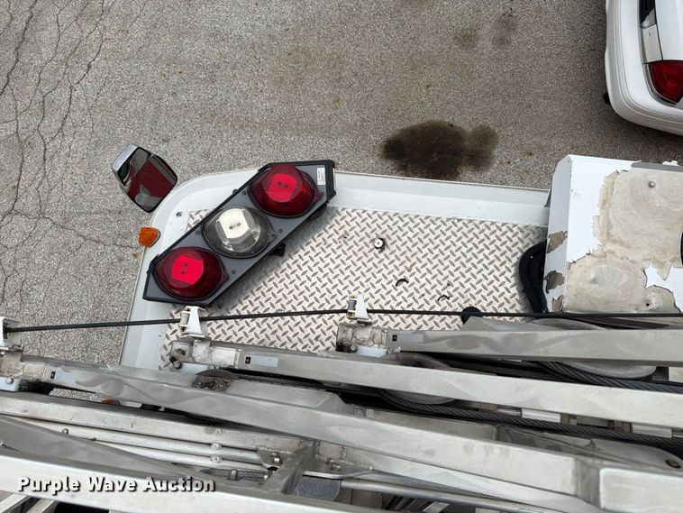image for item FK2219 2003 E-one ladder fire truck