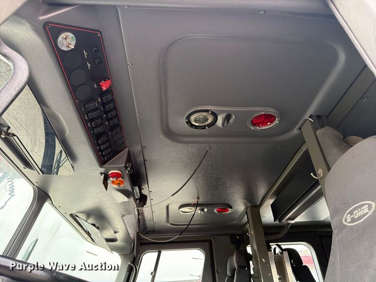 image for item FK2219 2003 E-one ladder fire truck