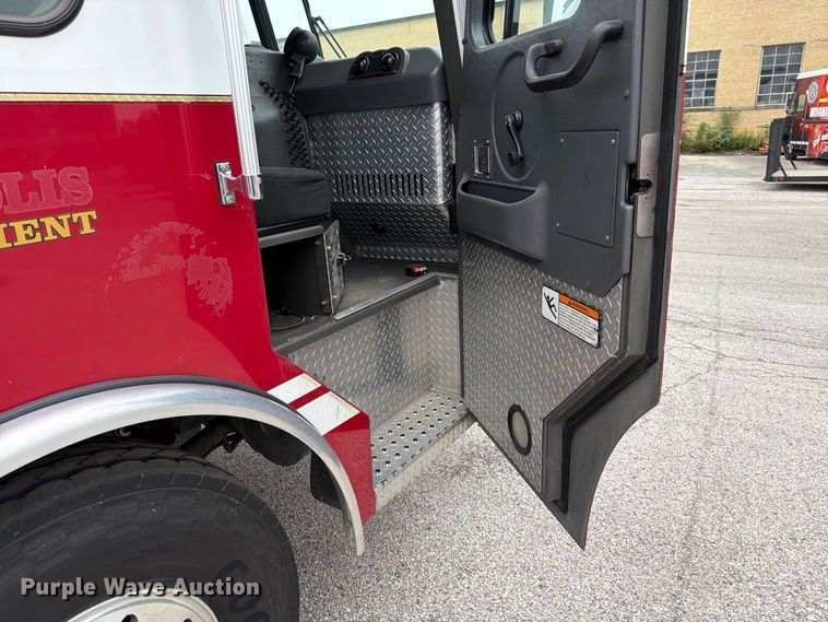 image for item FK2219 2003 E-one ladder fire truck