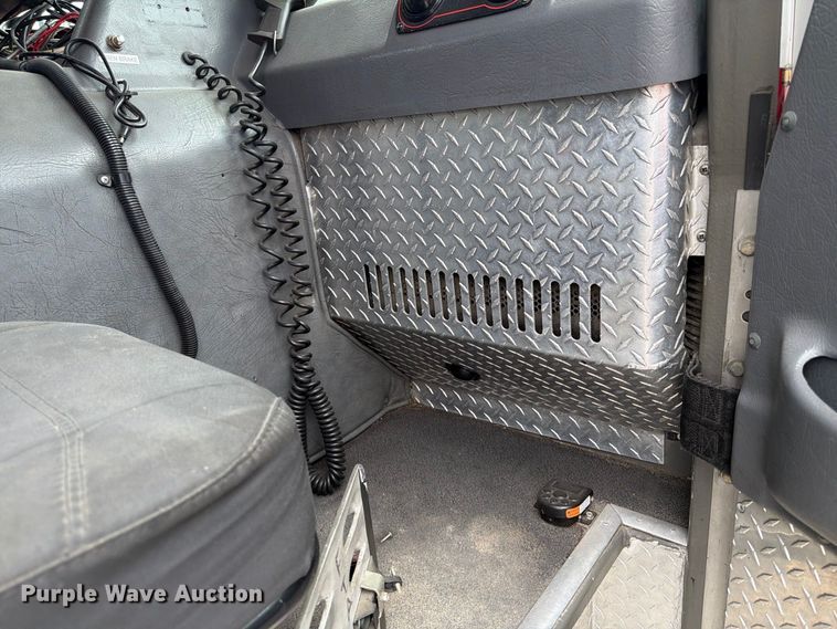 image for item FK2219 2003 E-one ladder fire truck