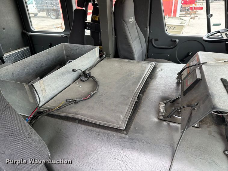 image for item FK2219 2003 E-one ladder fire truck
