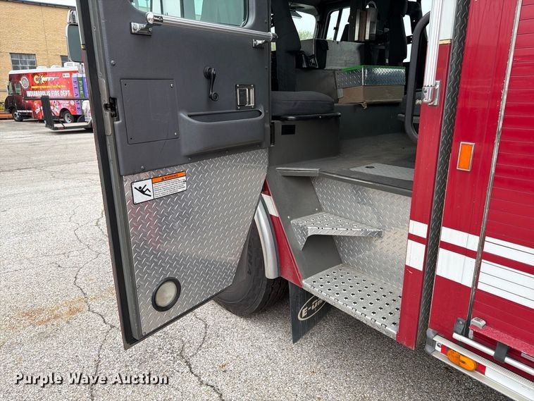 image for item FK2219 2003 E-one ladder fire truck