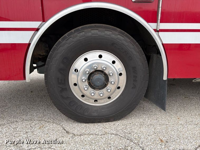 image for item FK2219 2003 E-one ladder fire truck