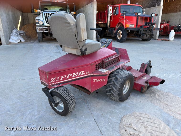 image for item FK3905 Zipper TS1893B lawn mower